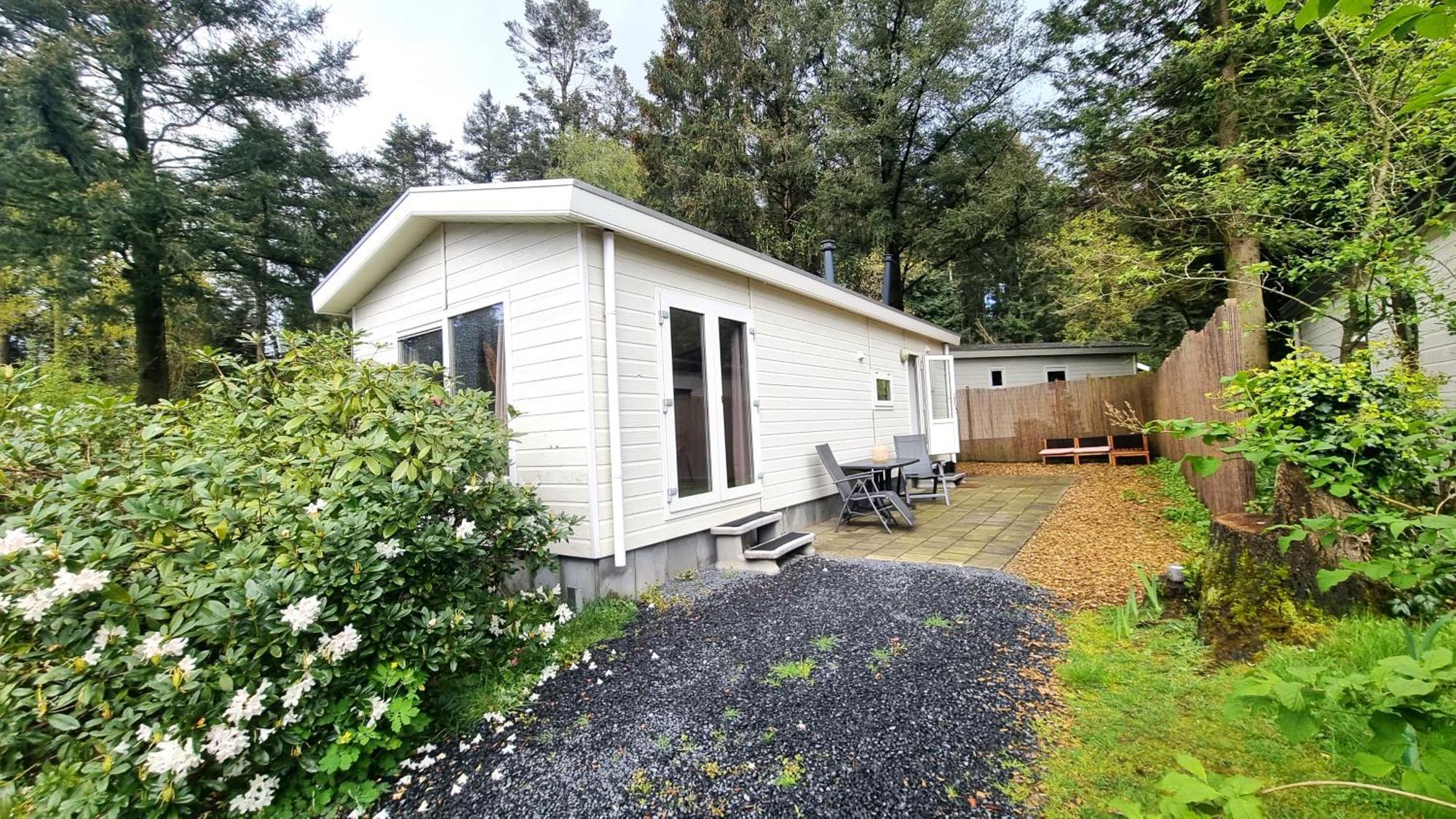 Gezellig Gemoderniseerd Chalet Op De Veluwe Putten Dış mekan fotoğraf